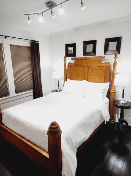 Charming And Comfortable! Medford Buitenkant foto